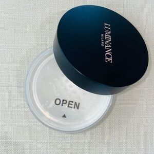 Blurring Setting Powder By Luminance Milano